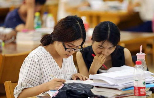 高校書記校長化身人力中介，每年走訪百家企業(yè)助力學生就業(yè)